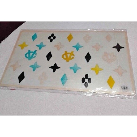 Chewy Vuiton Haute Diggity Dog Pet Food Placemat Designer Inspired NEW - Picture 3 of 3